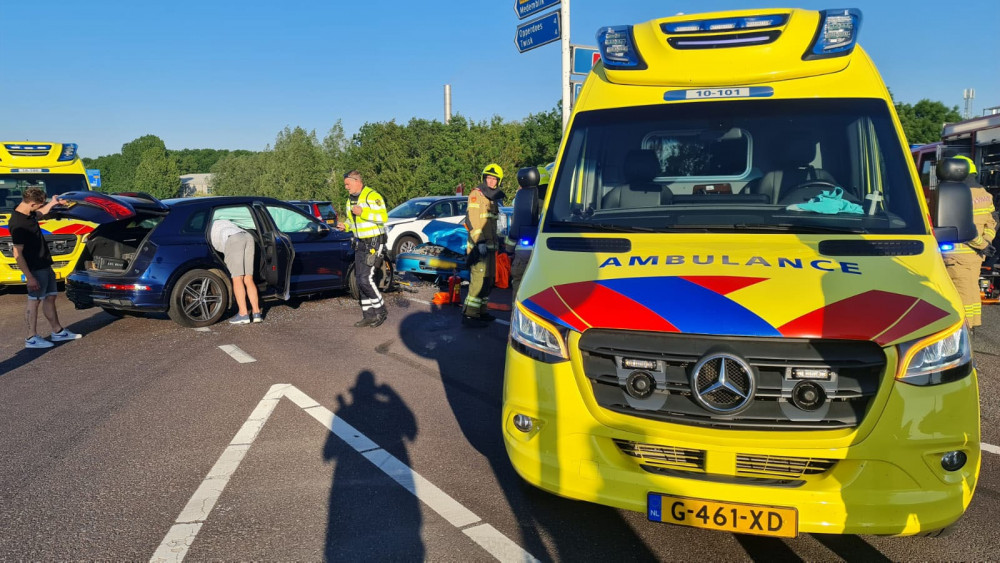 Drie Gewonden Door Ernstig Auto Ongeluk Op De N239 In Lambertschaag