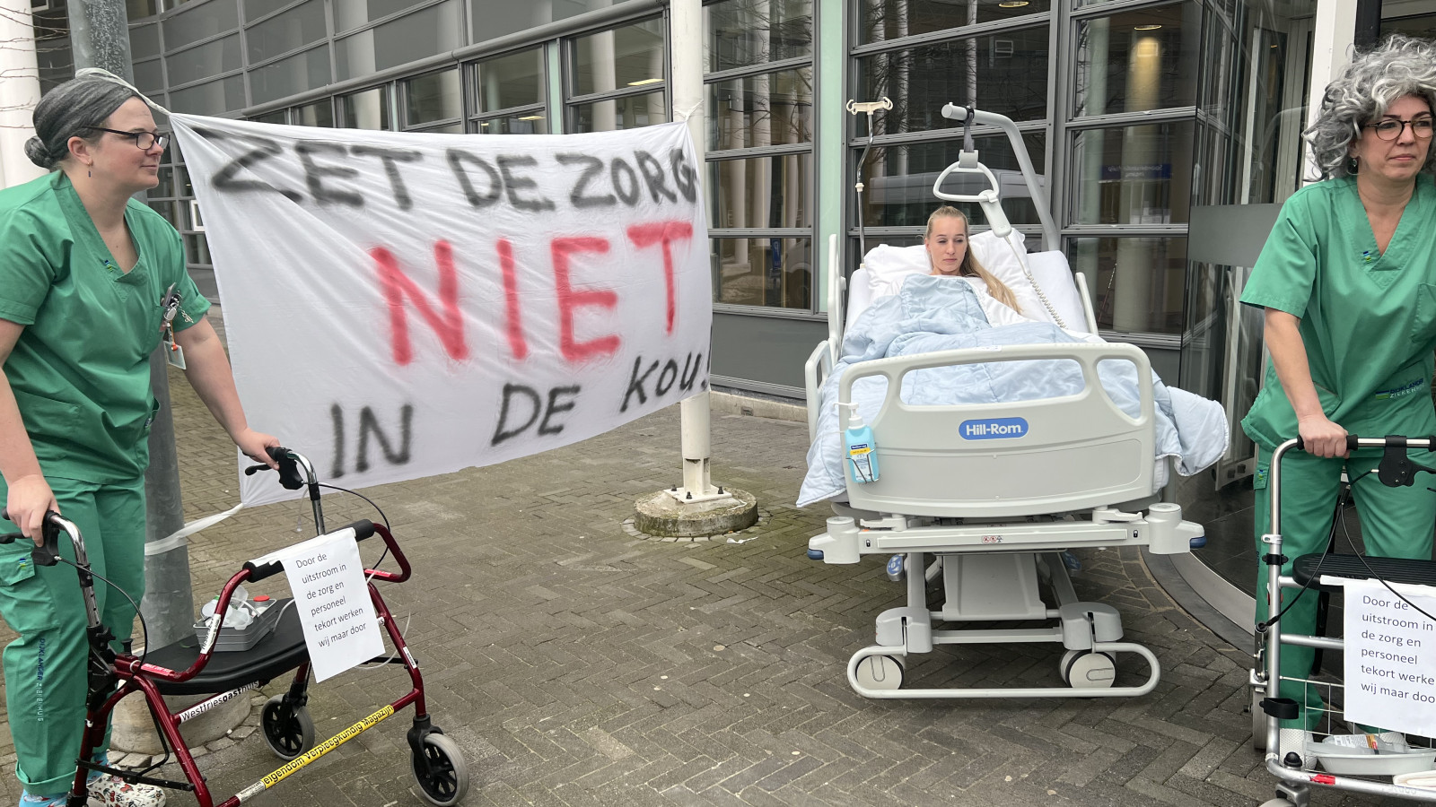 Ziekenhuispersoneel Dijklander in Hoorn in actie