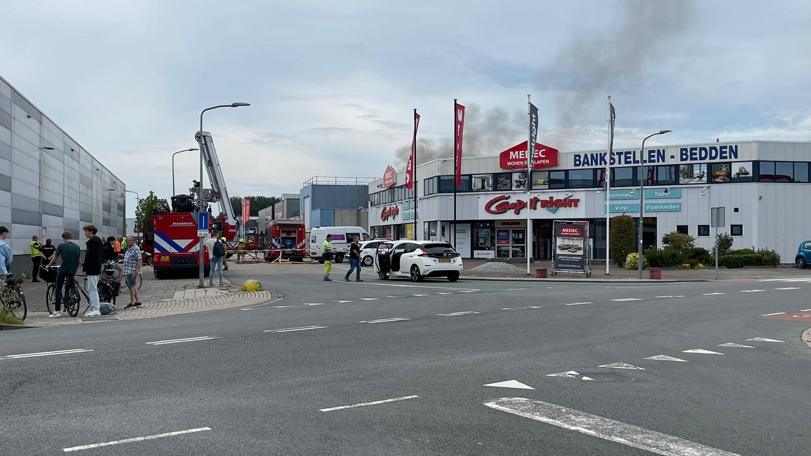 Grote brand Dr. C.J.K. van Aalstweg in Hoorn