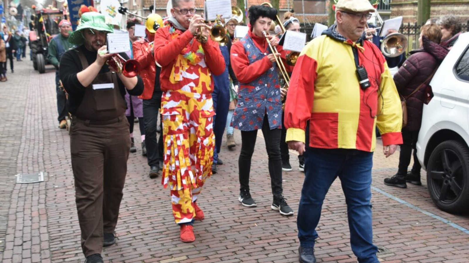 In beeld: carnaval in Enkhuizen 2024