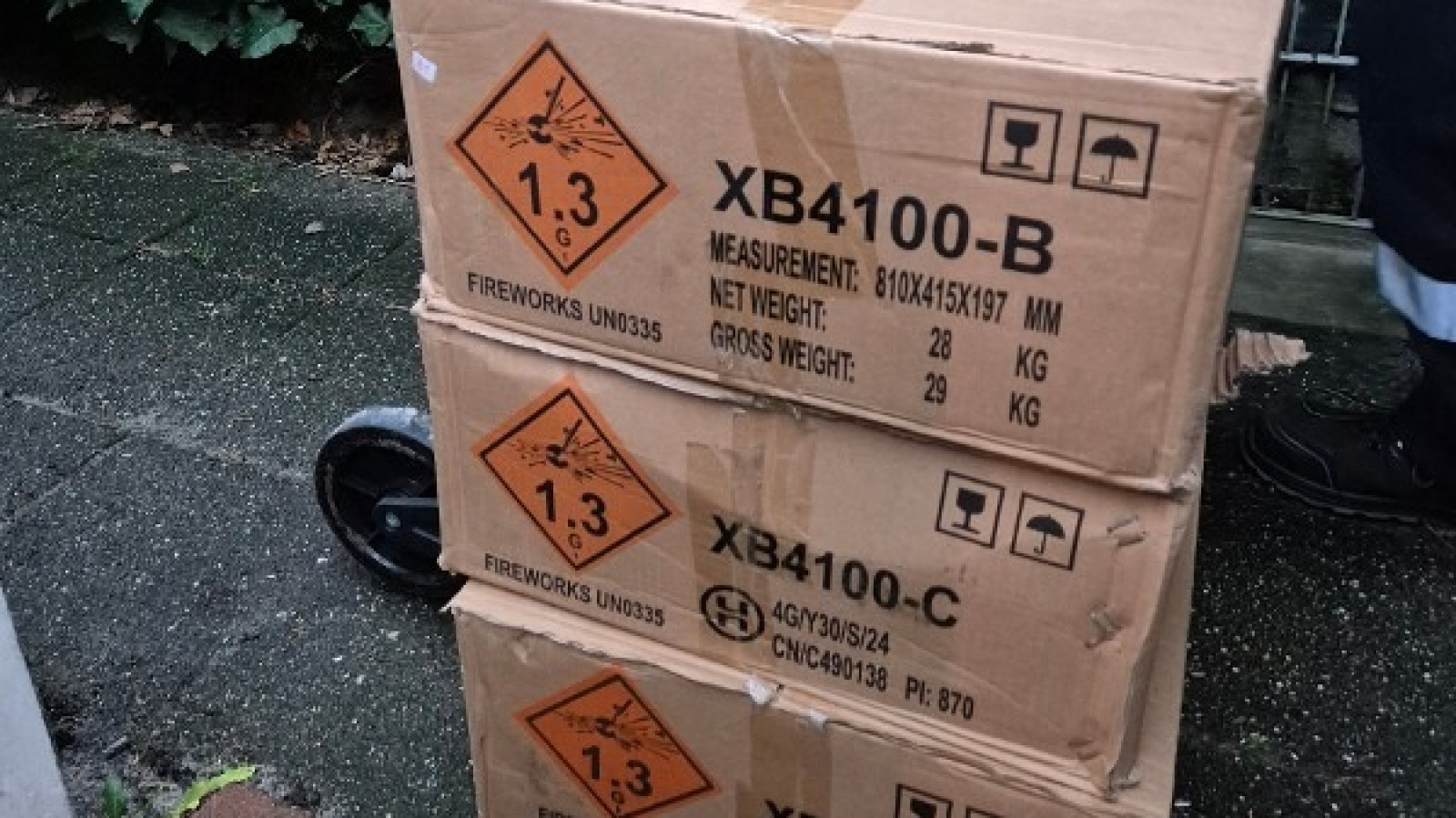 Honderden kilo's illegaal vuurwerk aangetroffen in Hilversum