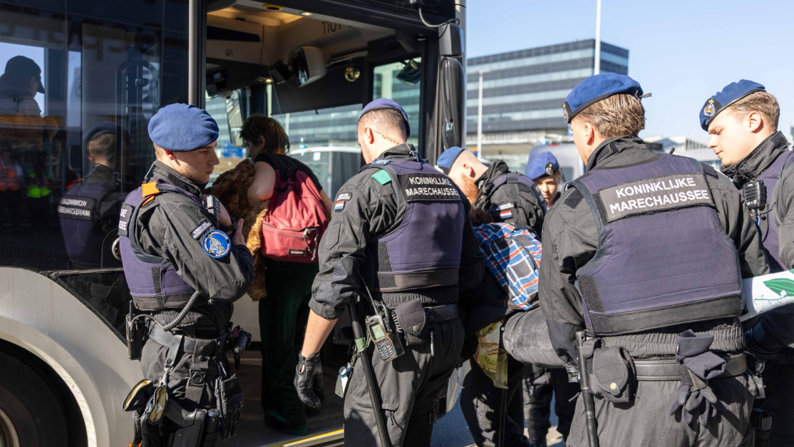 Extinction Rebellion op Schiphol 8 maart
