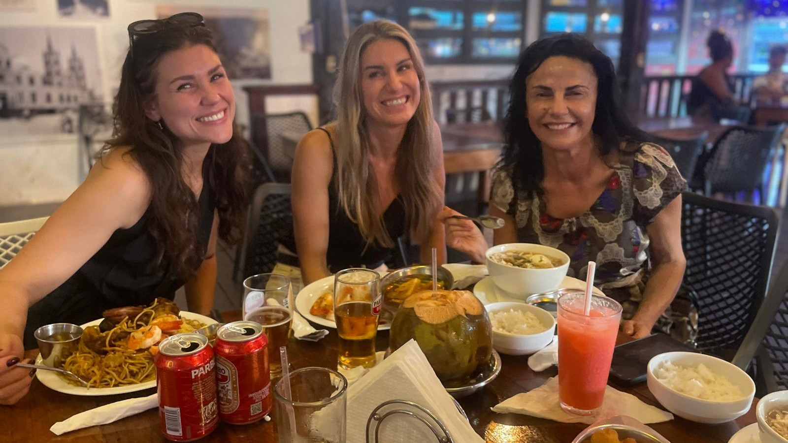 Rimalda (rechts) met twee collega's