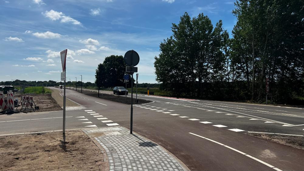 Na maanden omrijden is de Burgemeester Le Coultredreef weer open
