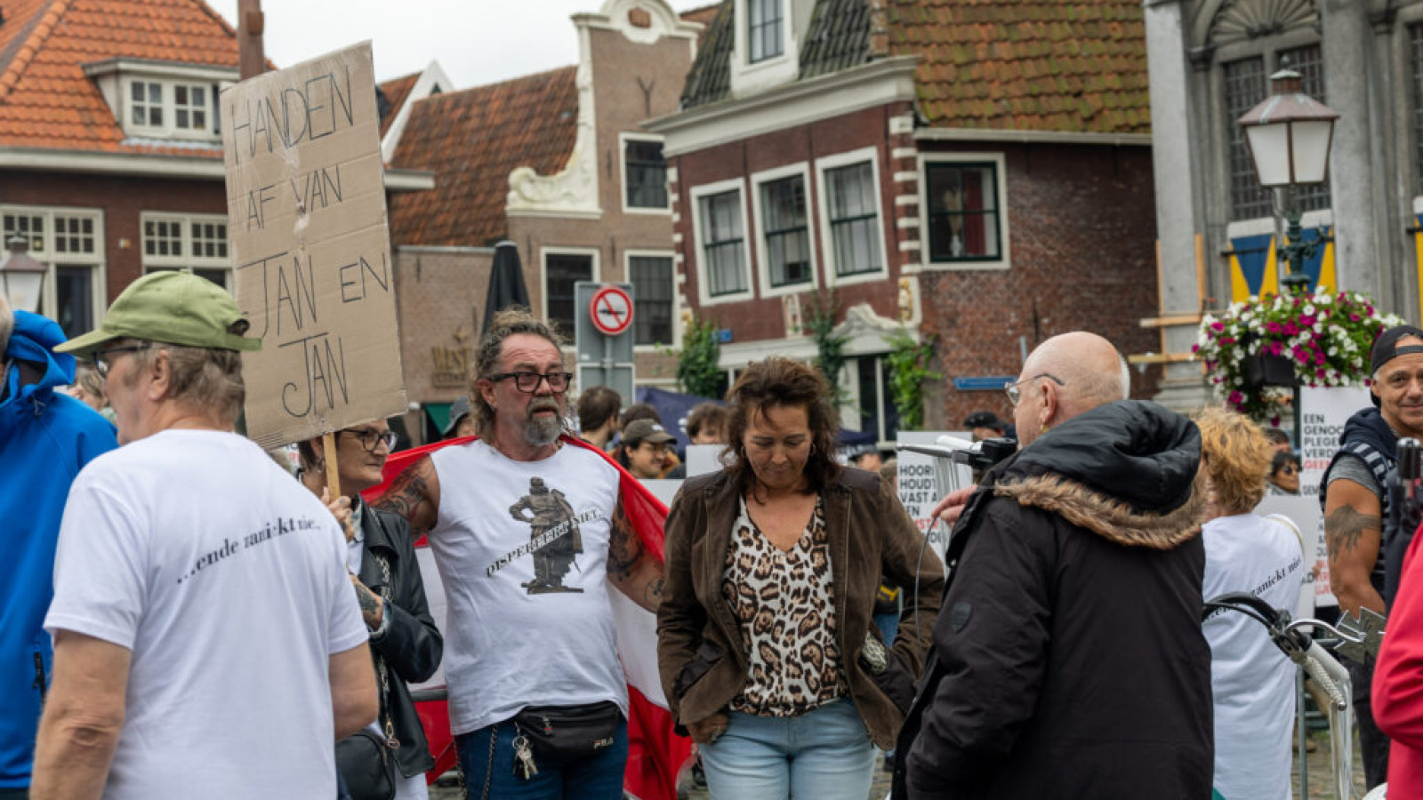 Terugkijken: Zevende protest standbeeld J.P. Coen in Hoorn rustig verlopen